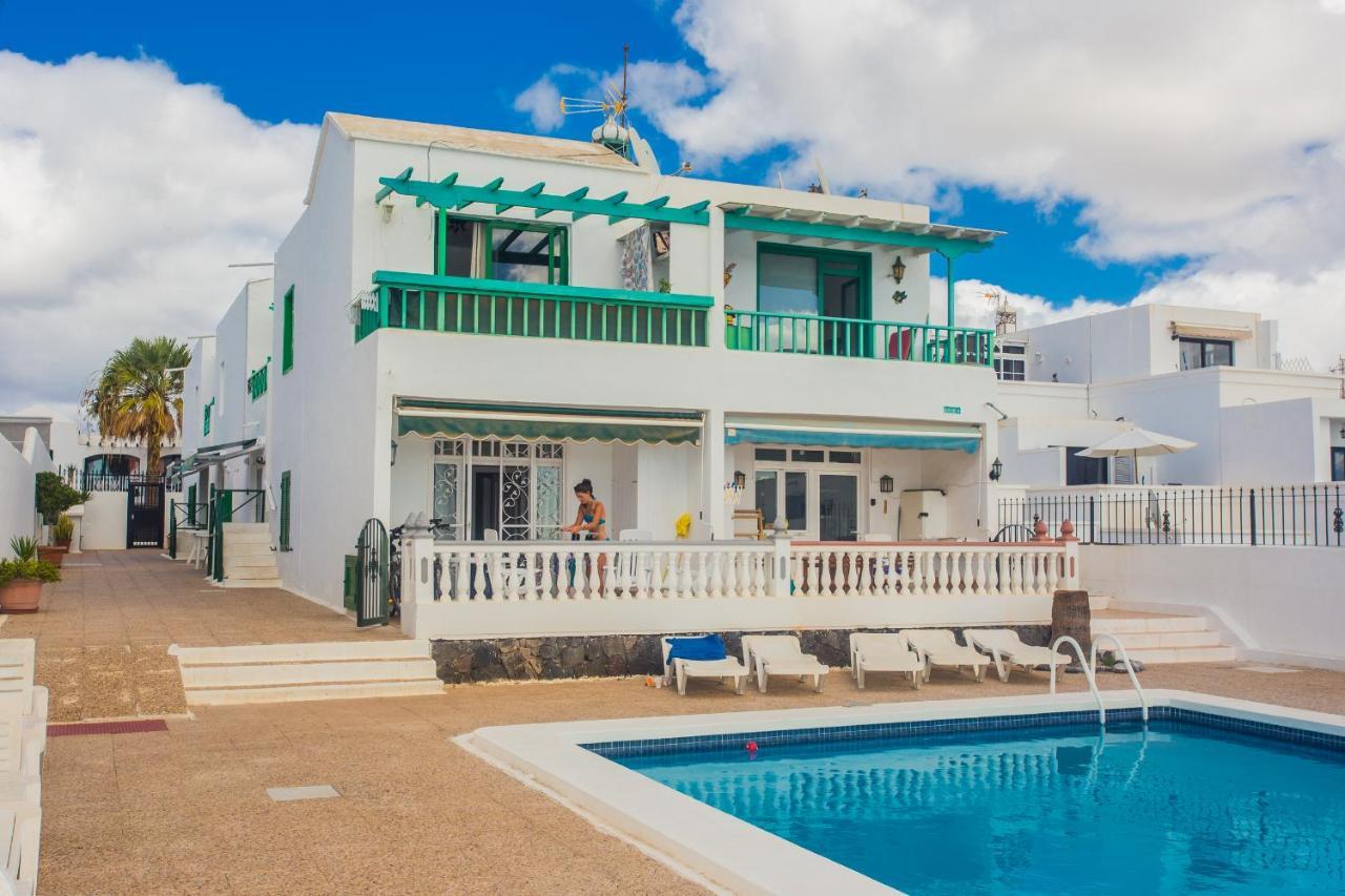 Apartamentos Haria En Puerto Del Carmen Tias Exterior photo