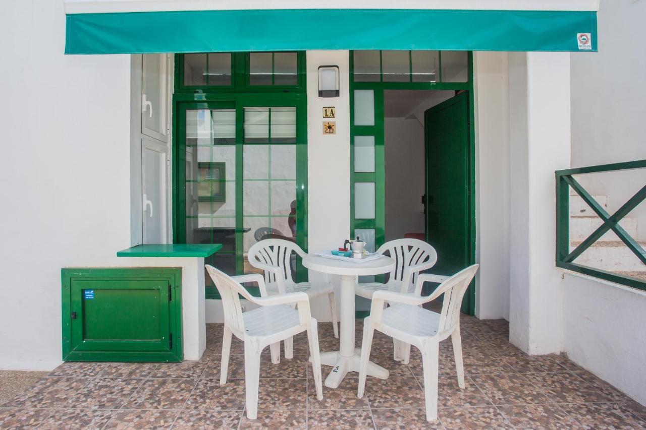 Apartamentos Haria En Puerto Del Carmen Tias Exterior photo